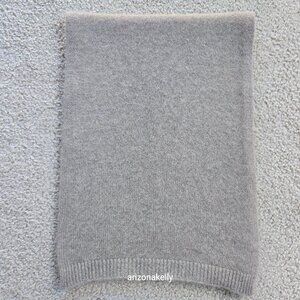 NWOT Cashmere Knit Scarf Tan With Ribbed Ends